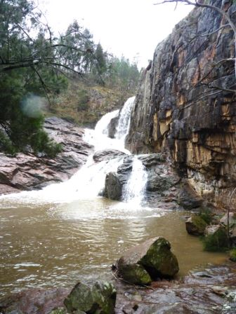 Lower Ginninderra Falls